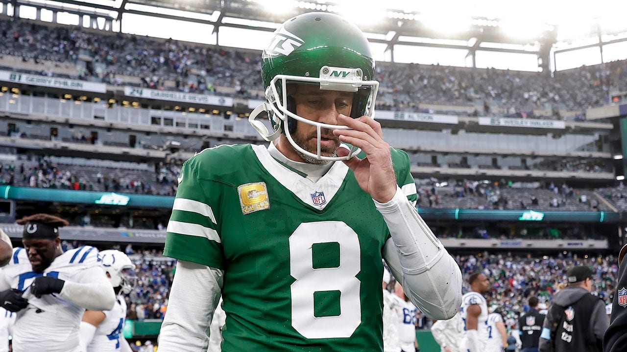 aaron-rodgers-2025-comeback