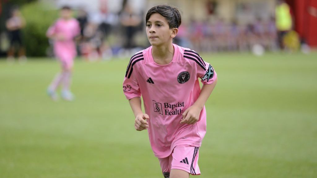 messi-son-debuts-argentina-tournament