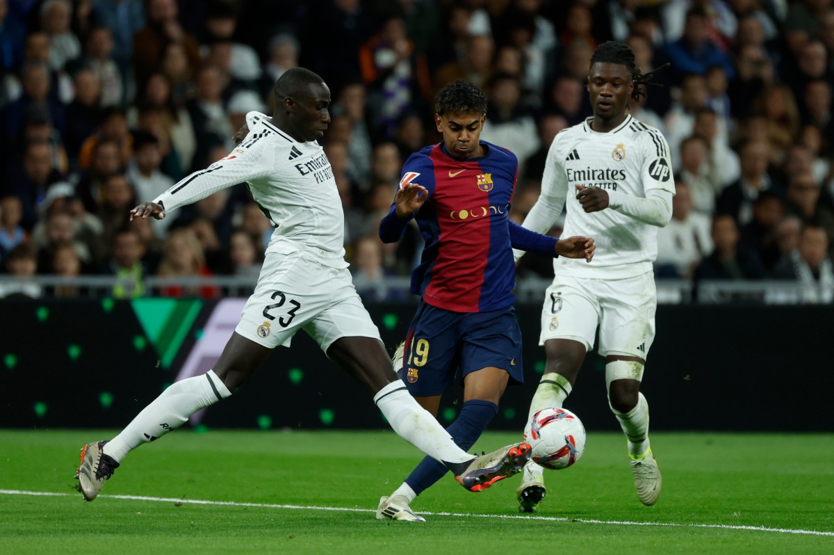 racism-fc-barcelona-arrests