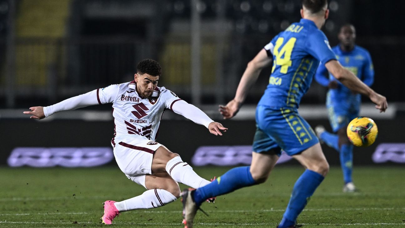 che-adams-torino-goal