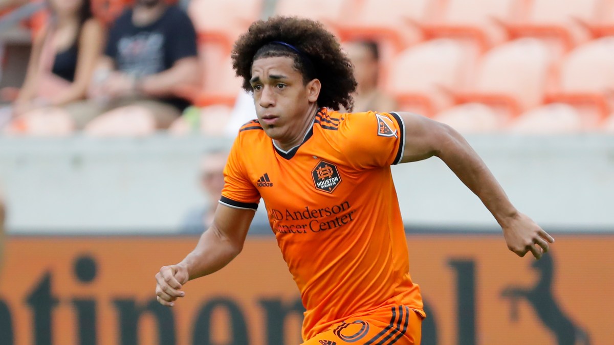 adalberto-carrasquillo-liga-mx-clausura-2025