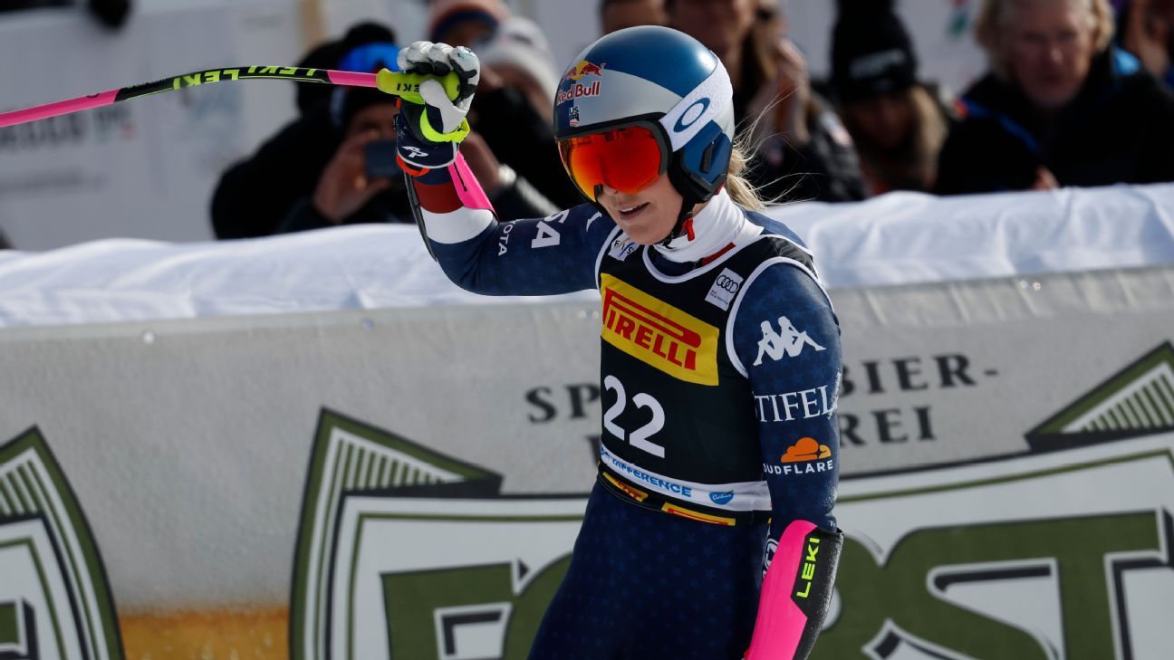 lindsey-vonn-world-cup-super-g-fall