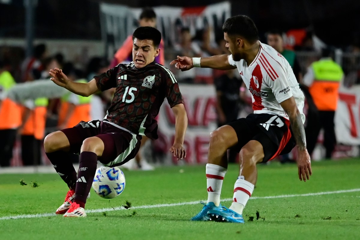 mexicos-defeat-river-plate