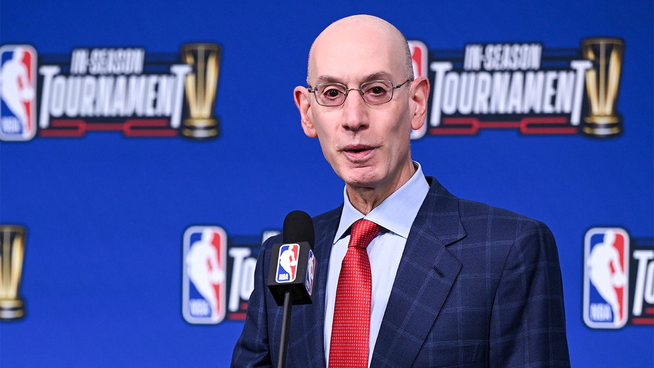 nba-adam-silver-four-quarter-format