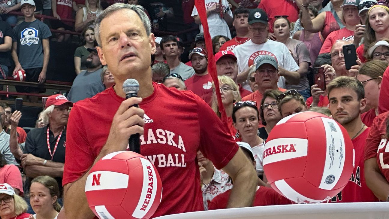 nebraska-volleyball-john-cook-retirement