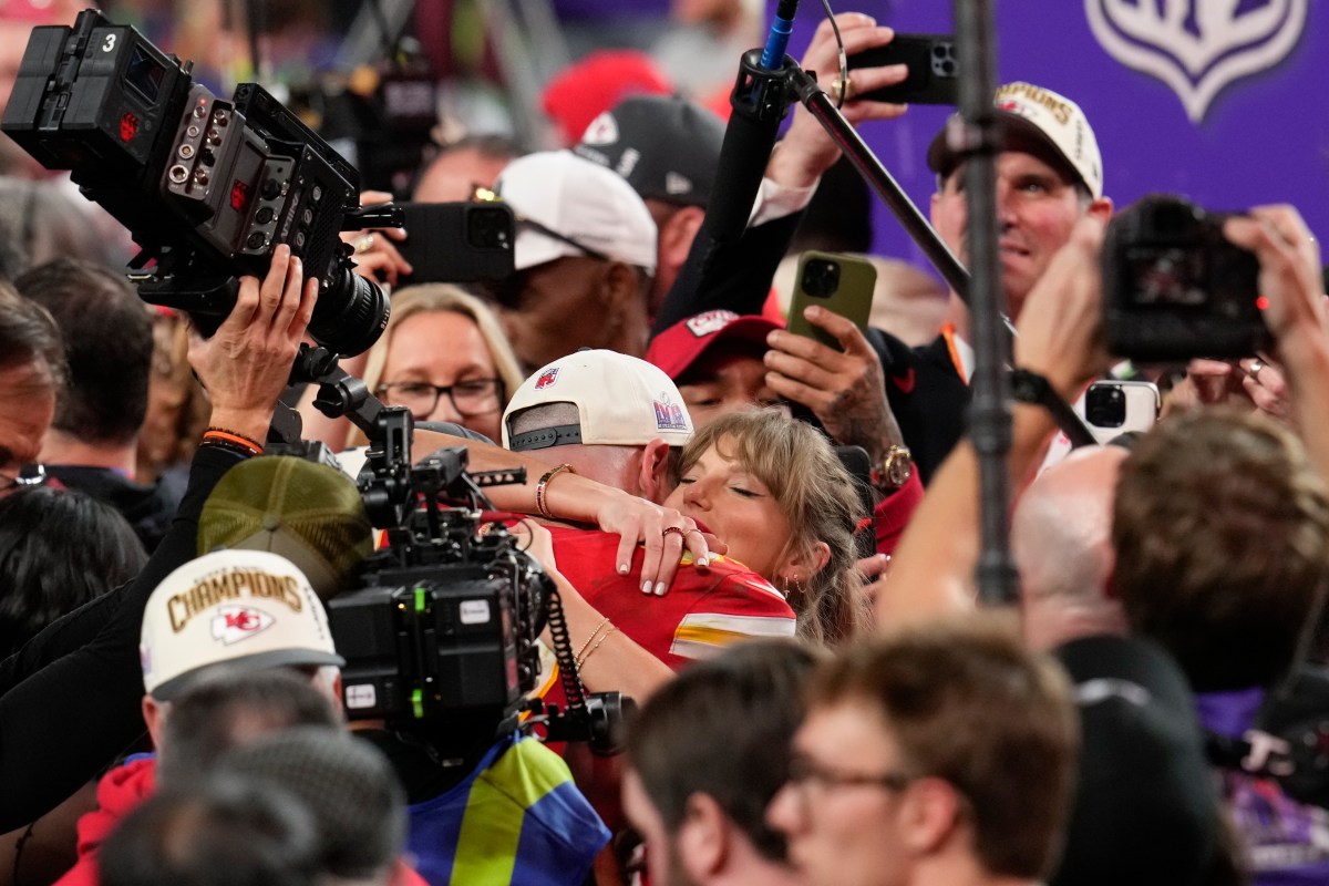 travis-kelce-taylor-swift-support-nfl