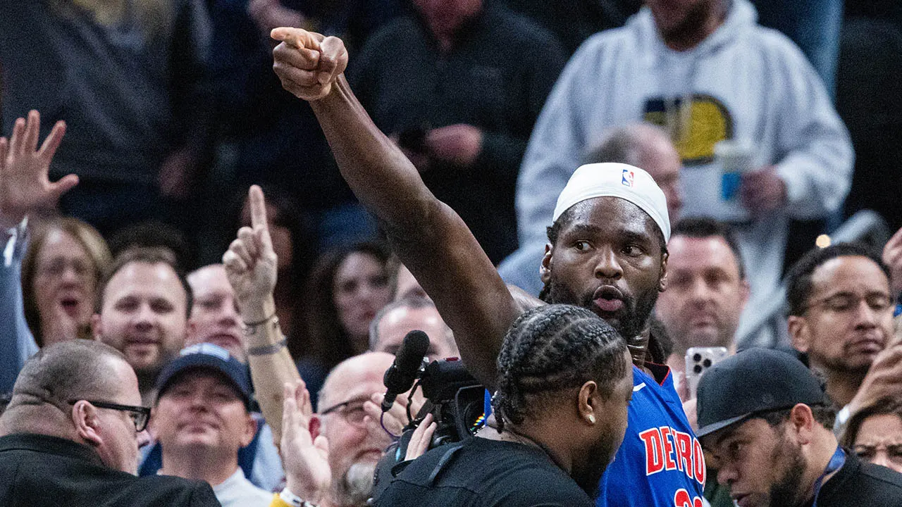 pistons-suspended-bobblehead-night