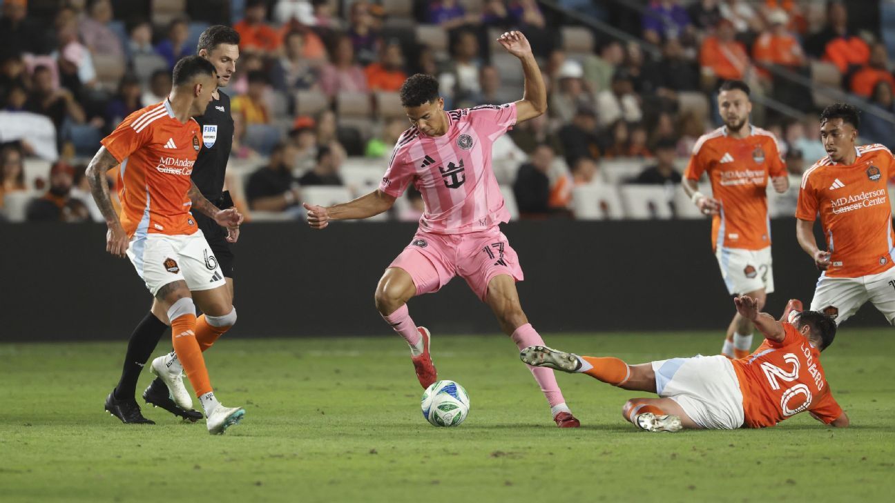 red-card-controversy-mascherano-miami-match