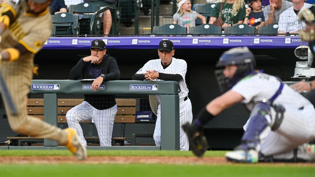 rockies-bud-black-support