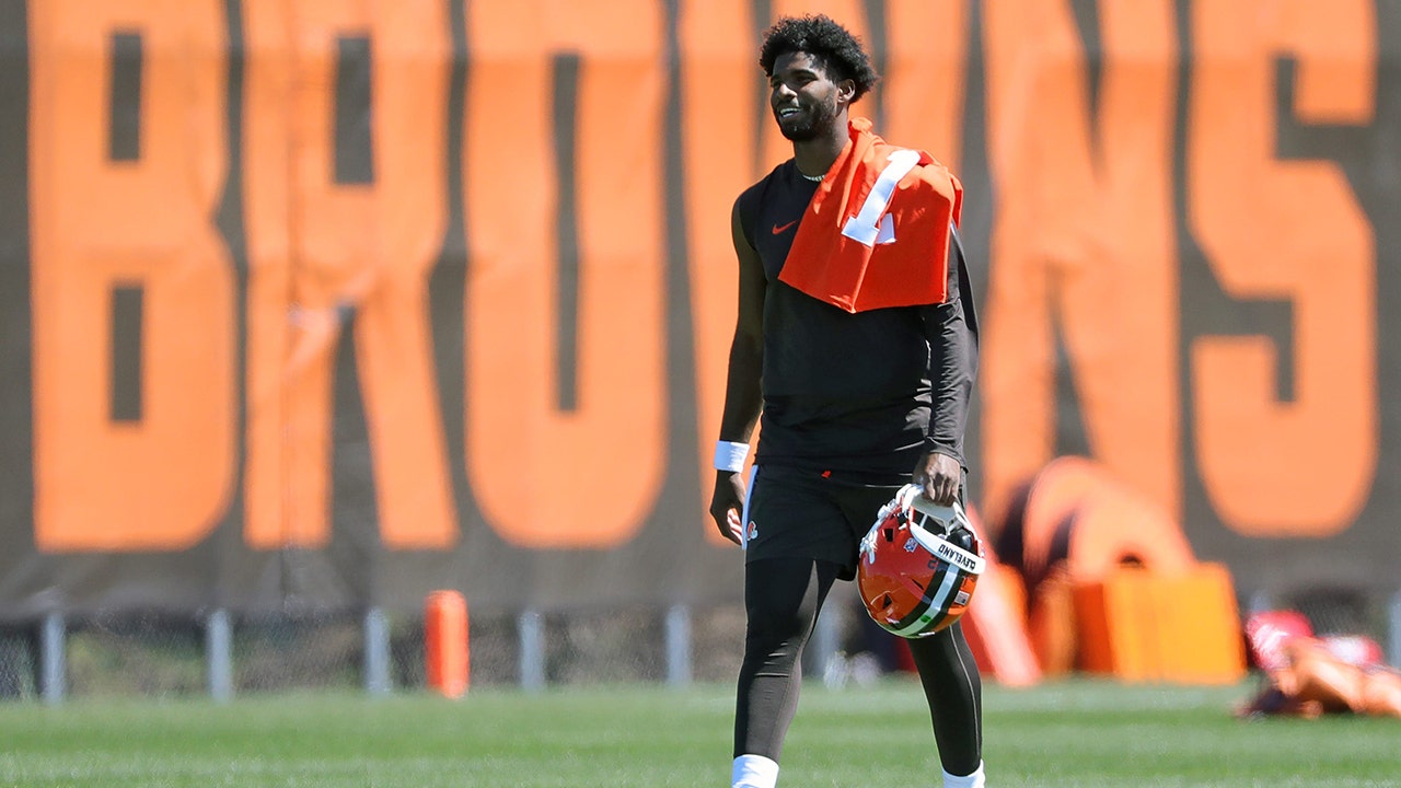 shedeur-sanders-college-jersey-financial-concerns