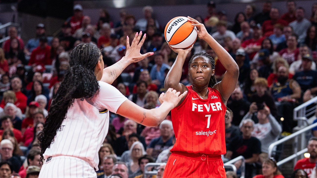 technical-foul-fever-star-clark-reese