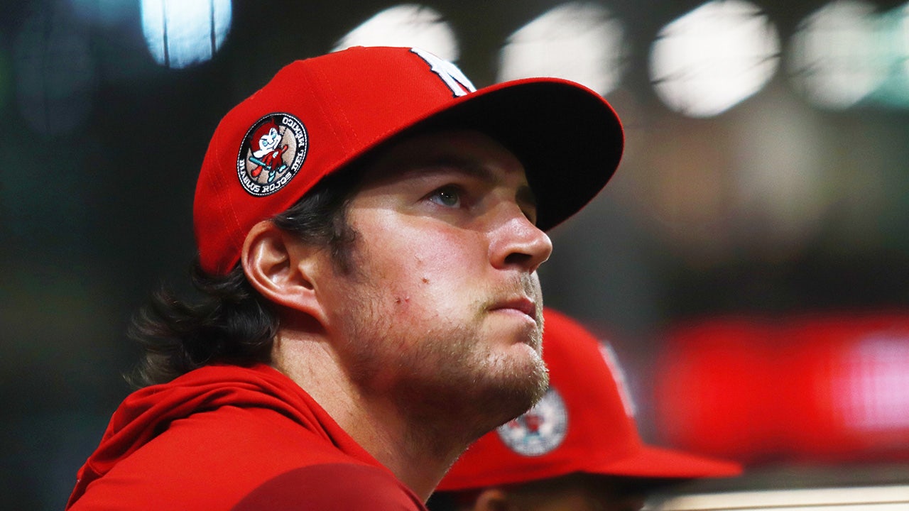trevor-bauer-questions-mlb-fairness