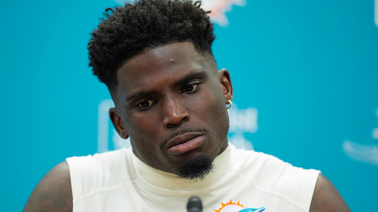tyreek-hill-colts-video-controversy